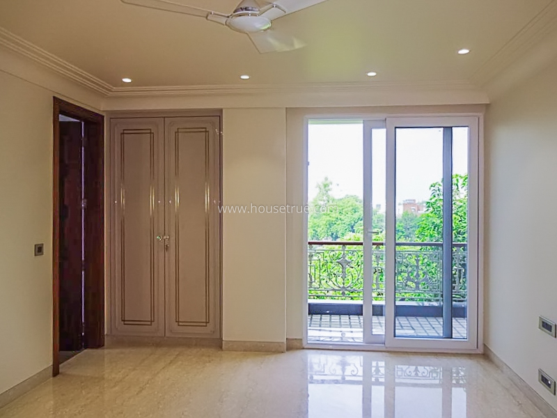 3 BHK Flat For Rent in Defence Colony