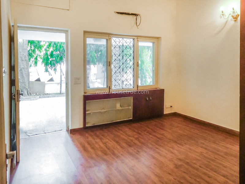 5 BHK House For Rent in Defence Colony