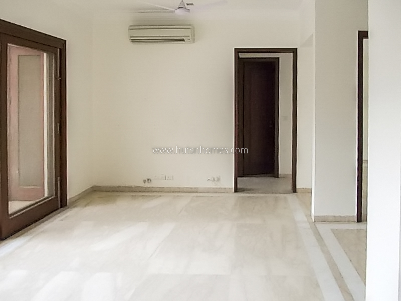 2 BHK Flat For Rent in Defence Colony