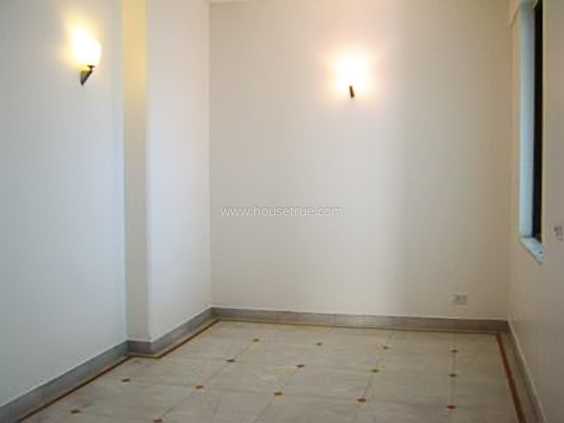 4 BHK Flat For Rent in May Fair Garden