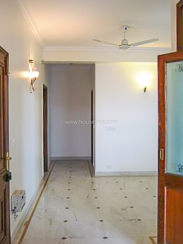 4 BHK Flat For Rent in May Fair Garden