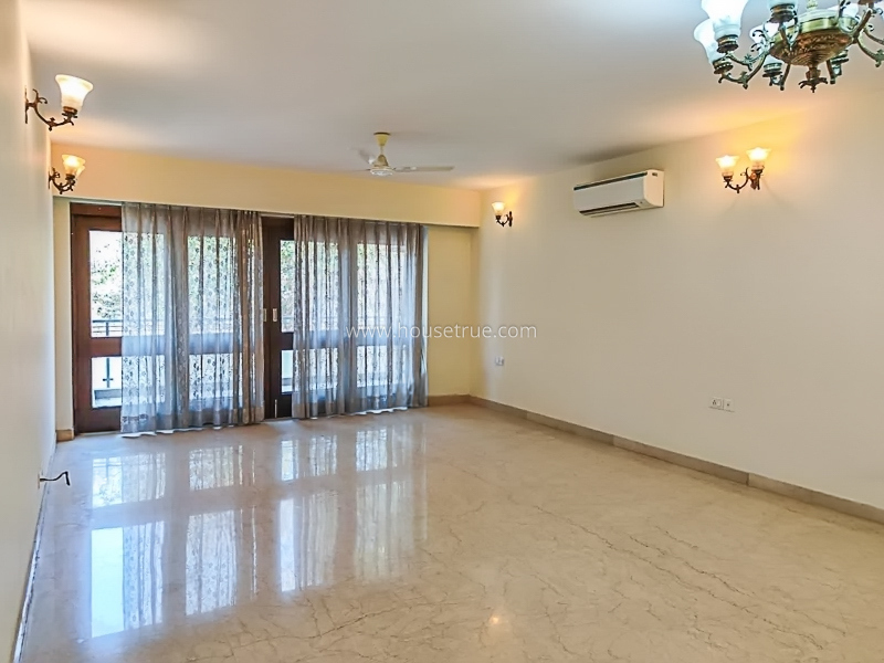 3 BHK Builder Floor For Rent in Defence Colony