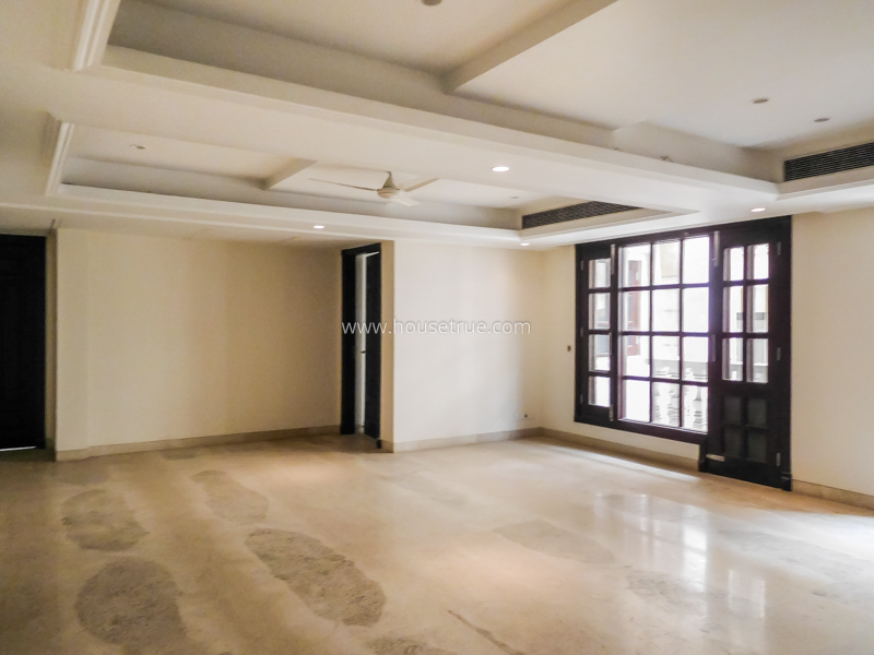 3 BHK Duplex For Rent in Maharani Bagh