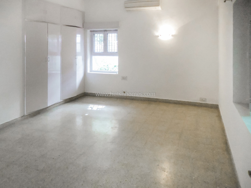 5 BHK House For Rent in Panchsheel Park