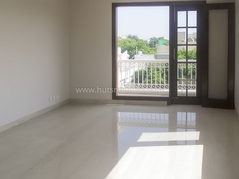 3 BHK Flat For Rent in Panchsheel Park