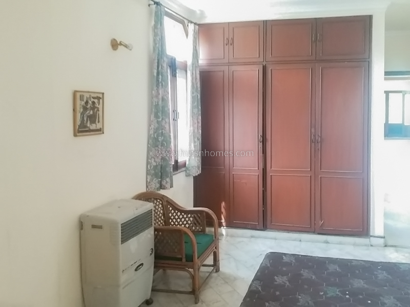 3 BHK Flat For Sale in Greater Kailash Part 1