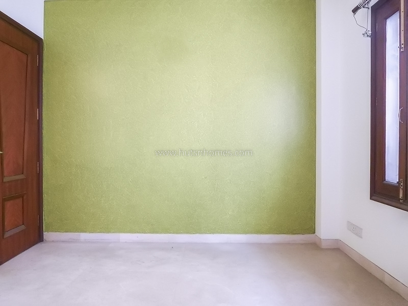 4 BHK Flat For Sale in Vasant Vihar