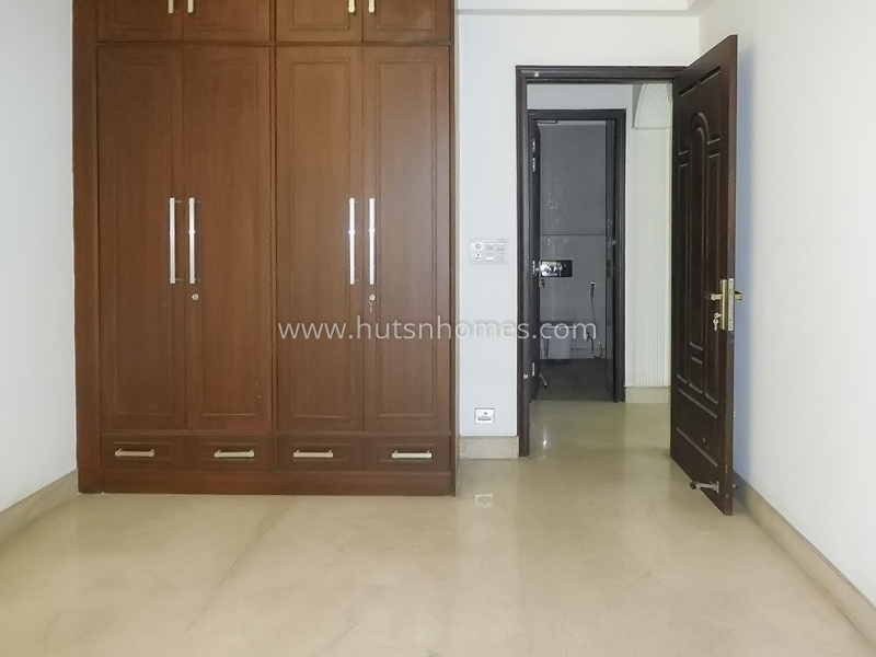 16 BHK Entire-Building For Sale in Greater Kailash Enclave 2