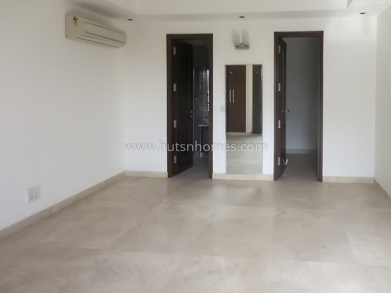 3 BHK Builder Floor For Sale in Defence Colony