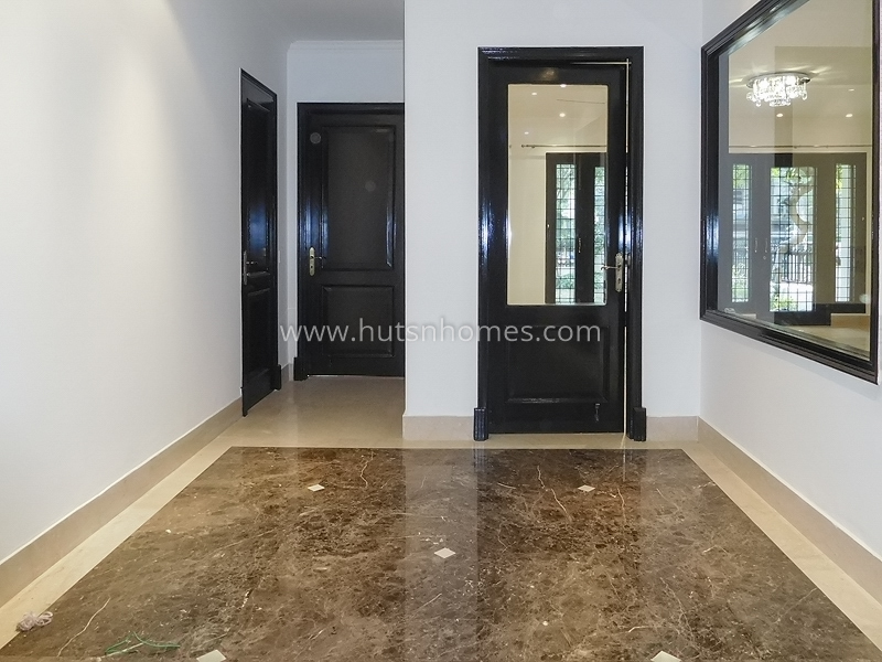 5 BHK Duplex For Sale in Hauz Khas Enclave