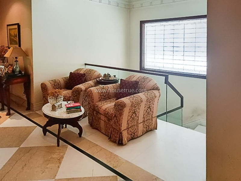 10 BHK House For Rent in Anand Lok