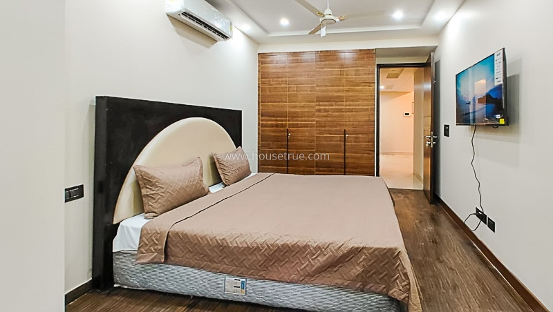 3 BHK Flat For Rent in East Of Kailash