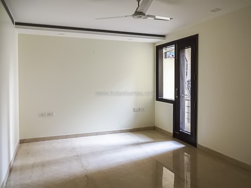 4 BHK Flat For Sale in New Friends Colony