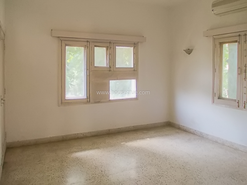 5 BHK Duplex For Rent in Golf Links