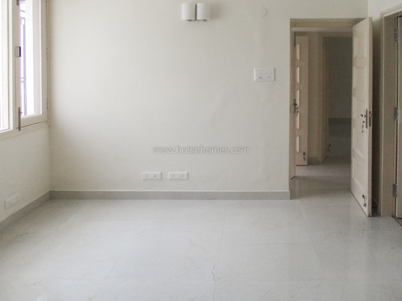 2 BHK Flat For Rent in Golf Links