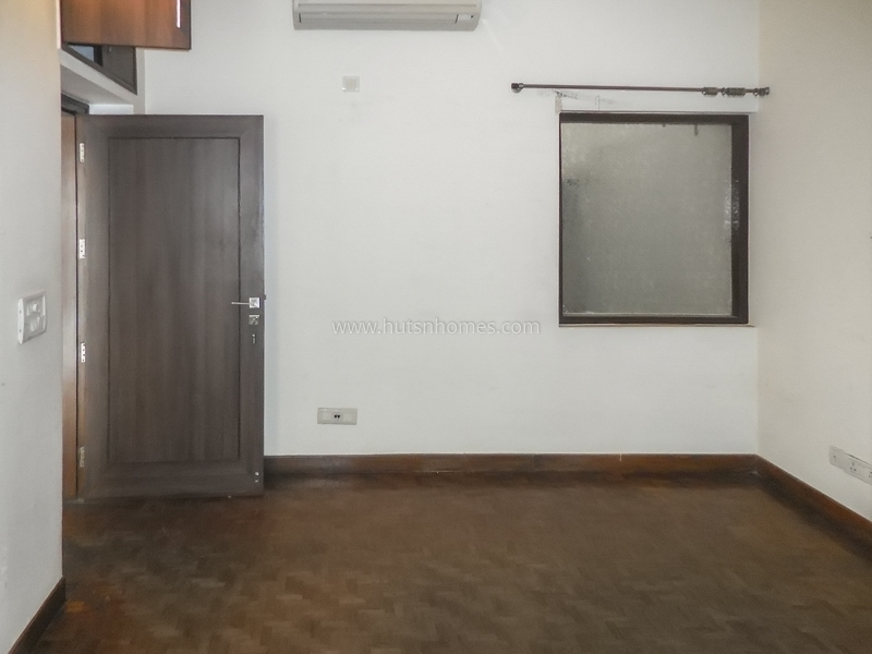 5 BHK House For Rent in Jor Bagh