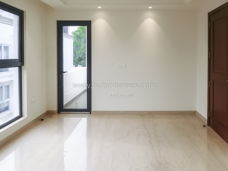 3 BHK Flat For Rent in Jor Bagh