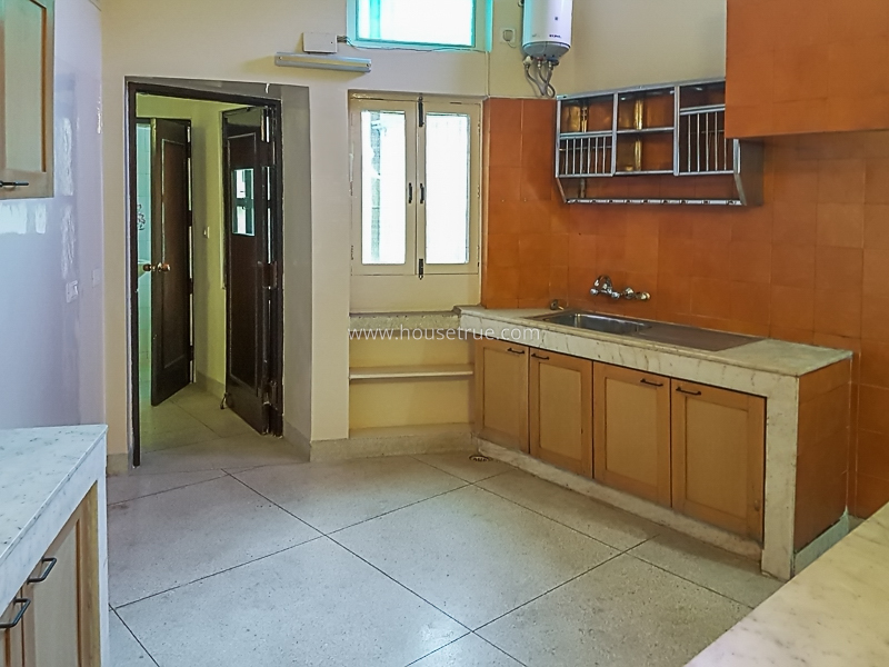 3 BHK Flat For Rent in Hailey Road