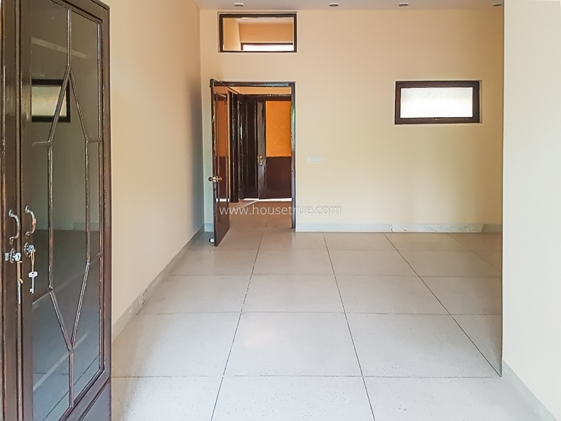 3 BHK Flat For Rent in Hailey Road