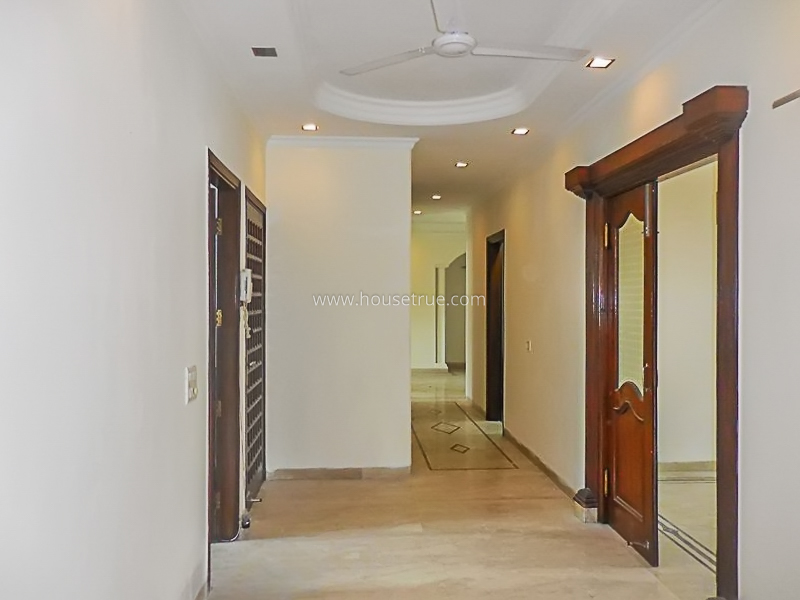 4 BHK Flat For Rent in Sundar Nagar