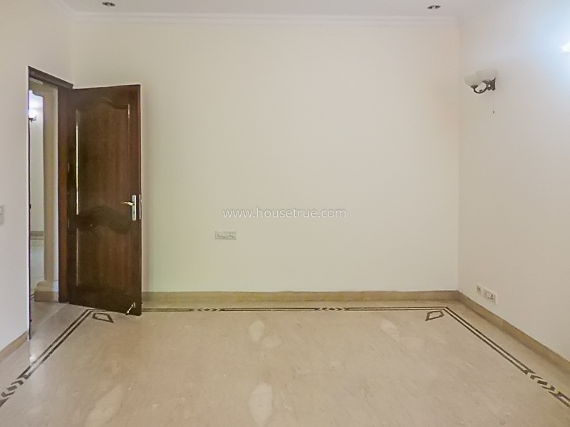 4 BHK Flat For Rent in Sundar Nagar