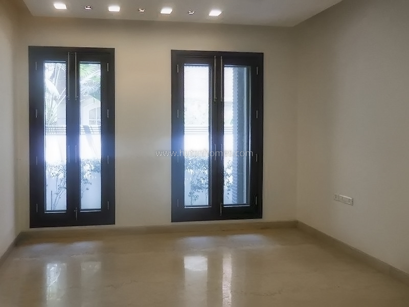 5 BHK Flat For Rent in Vasant Vihar