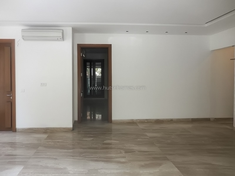 5 BHK Flat For Rent in Vasant Vihar