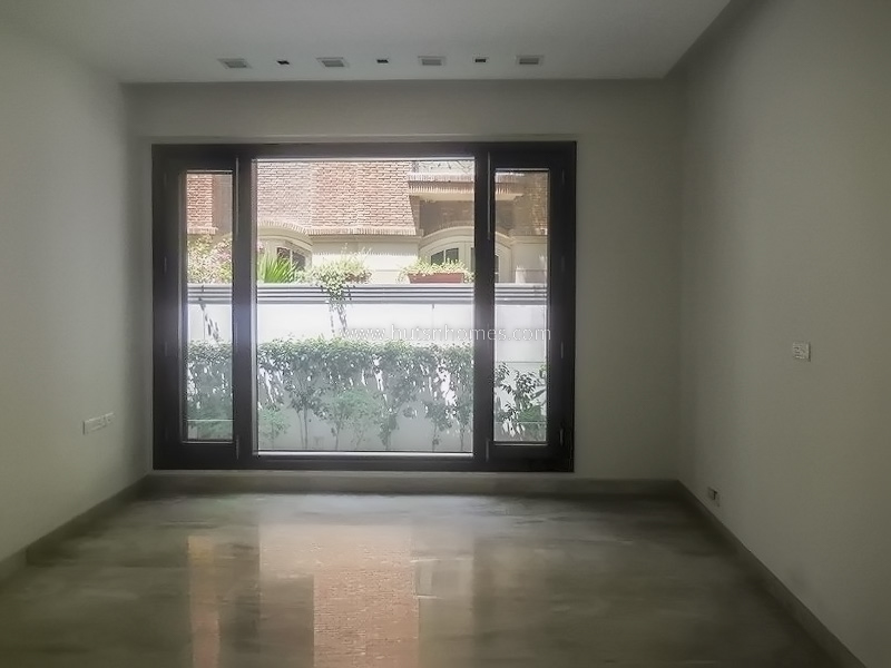 5 BHK Flat For Rent in Vasant Vihar