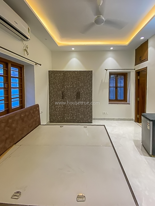 3 BHK Flat For Rent in Jor Bagh