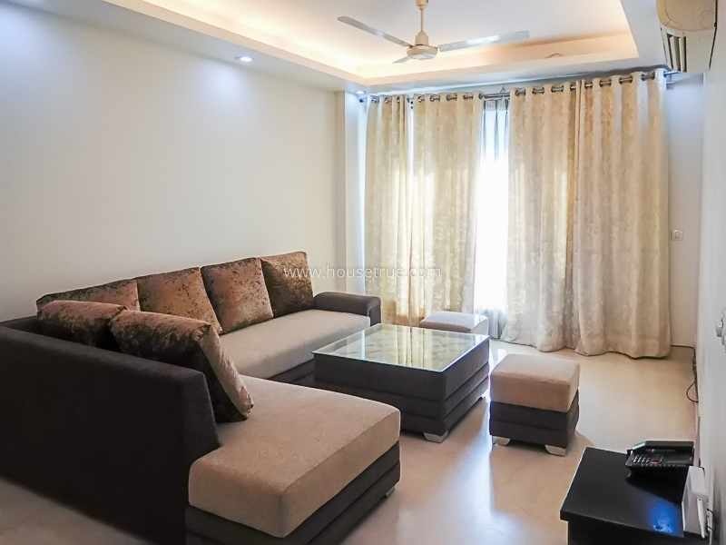 3 BHK Flat For Rent in Defence Colony