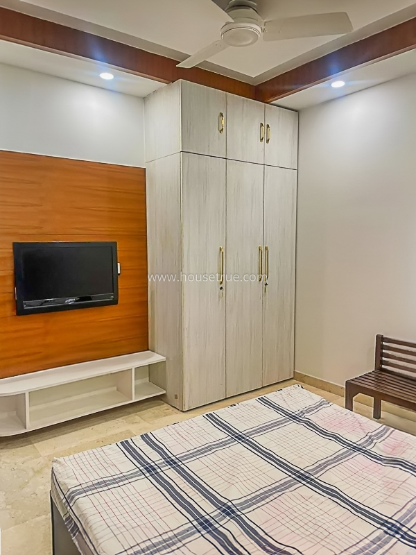 3 BHK Builder Floor For Rent in New Friends Colony