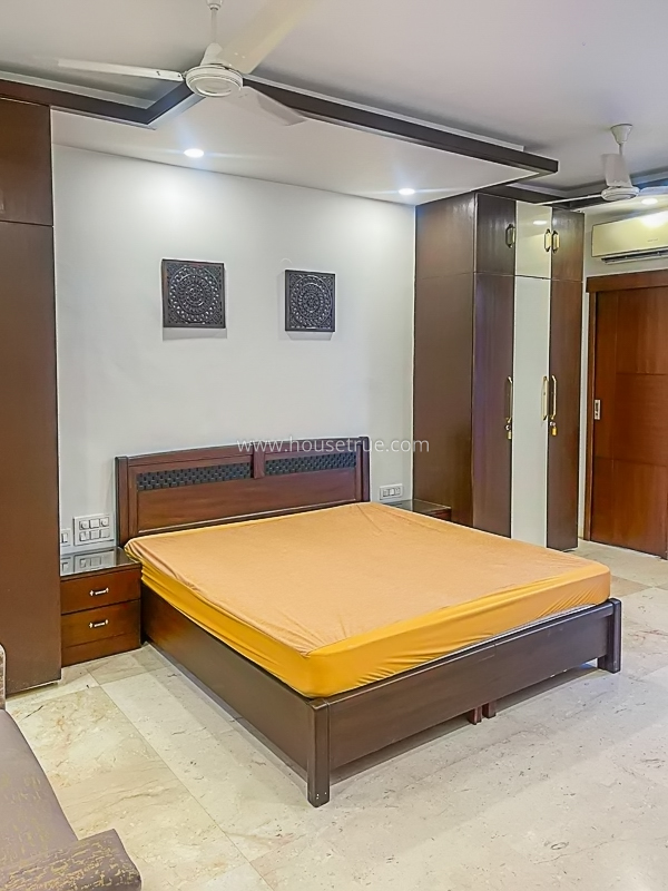 3 BHK Builder Floor For Rent in New Friends Colony