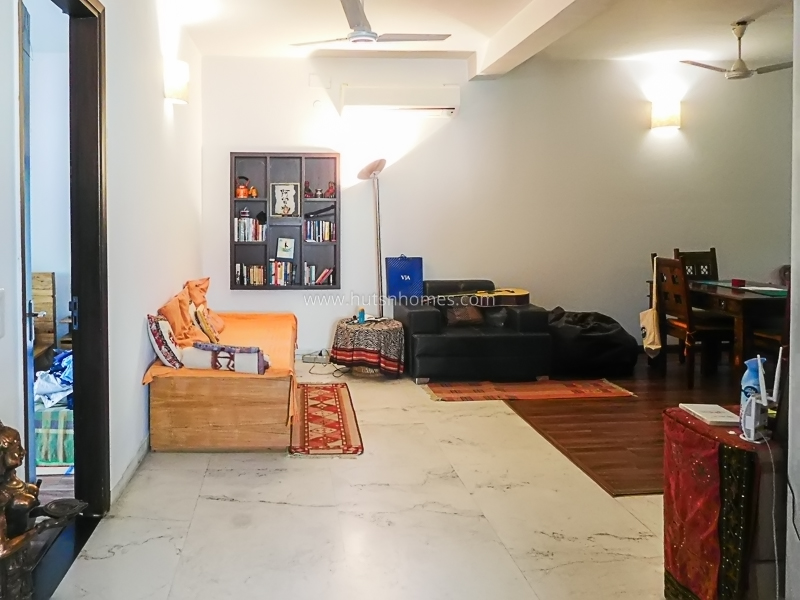 1 BHK Studio For Rent in Nizamuddin East