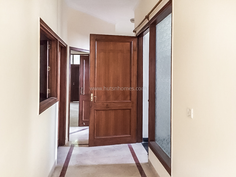 5 BHK Flat For Rent in Sarvodaya Enclave