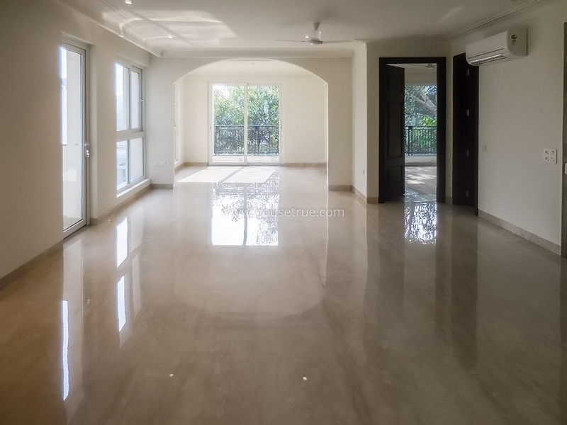 3 BHK Flat For Rent in Defence Colony