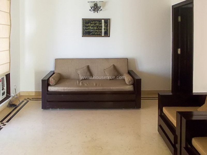 1 BHK Flat For Rent in Nizamuddin East
